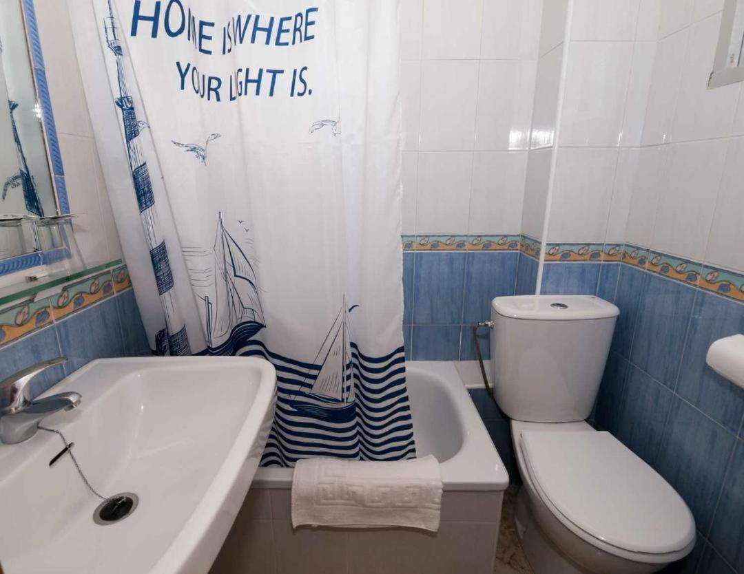 Hostal Sonrisa Del Mar Conil De La Frontera Buitenkant foto