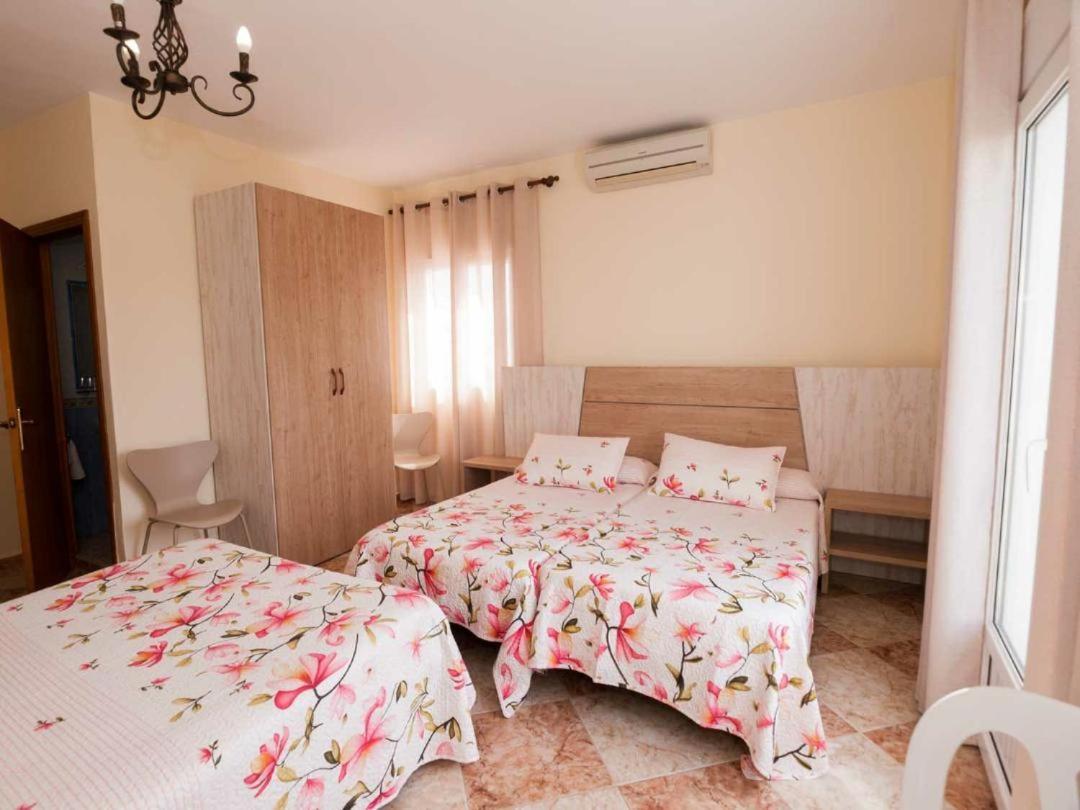 Hostal Sonrisa Del Mar Conil De La Frontera Buitenkant foto