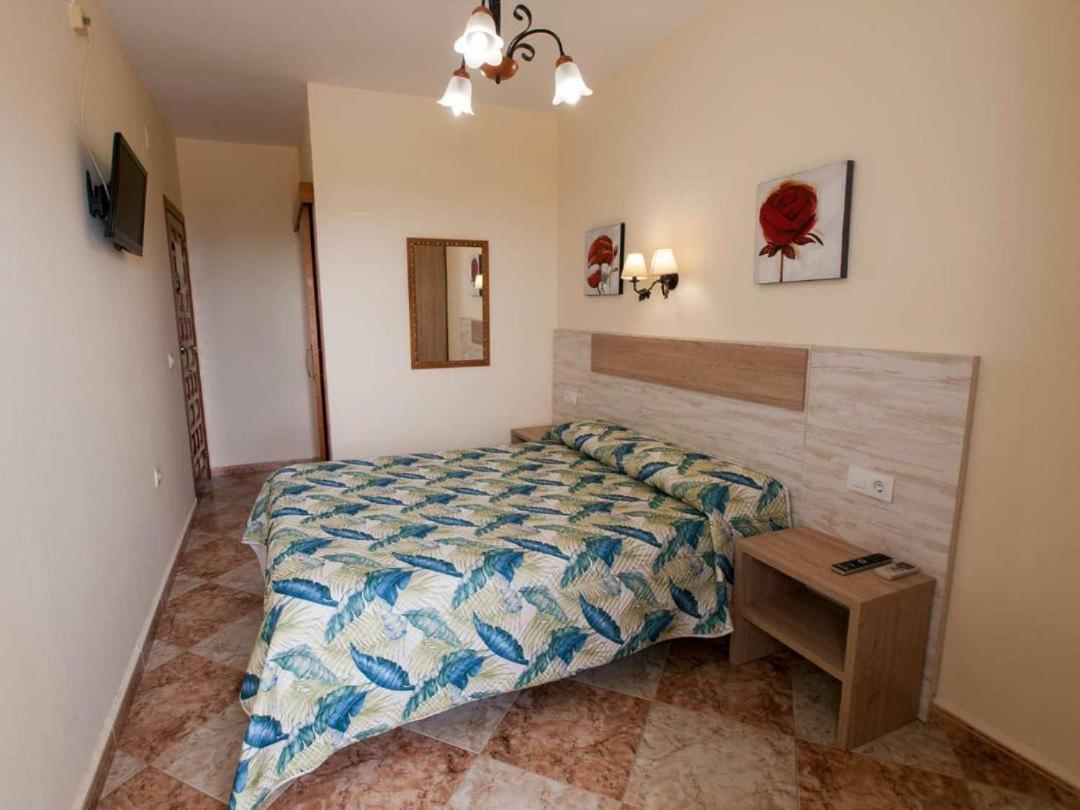 Hostal Sonrisa Del Mar Conil De La Frontera Buitenkant foto