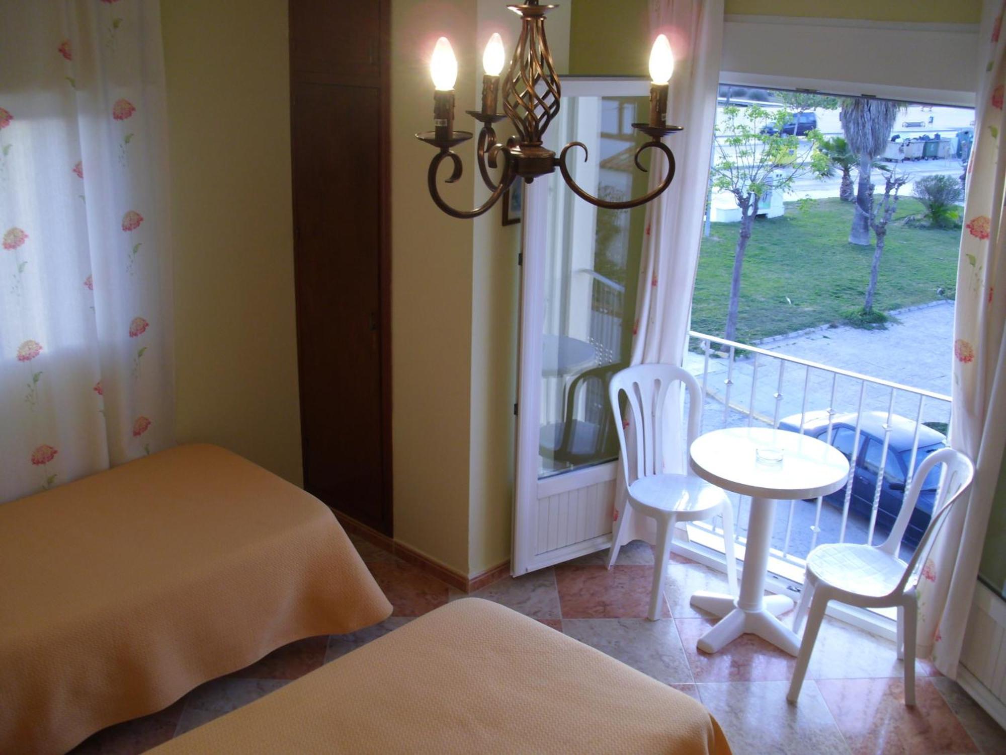Hostal Sonrisa Del Mar Conil De La Frontera Buitenkant foto
